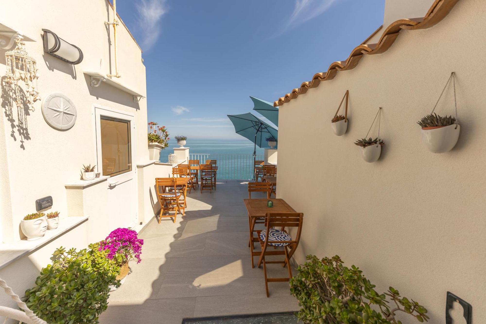 Guest house Casanova And To Rent Cefalu