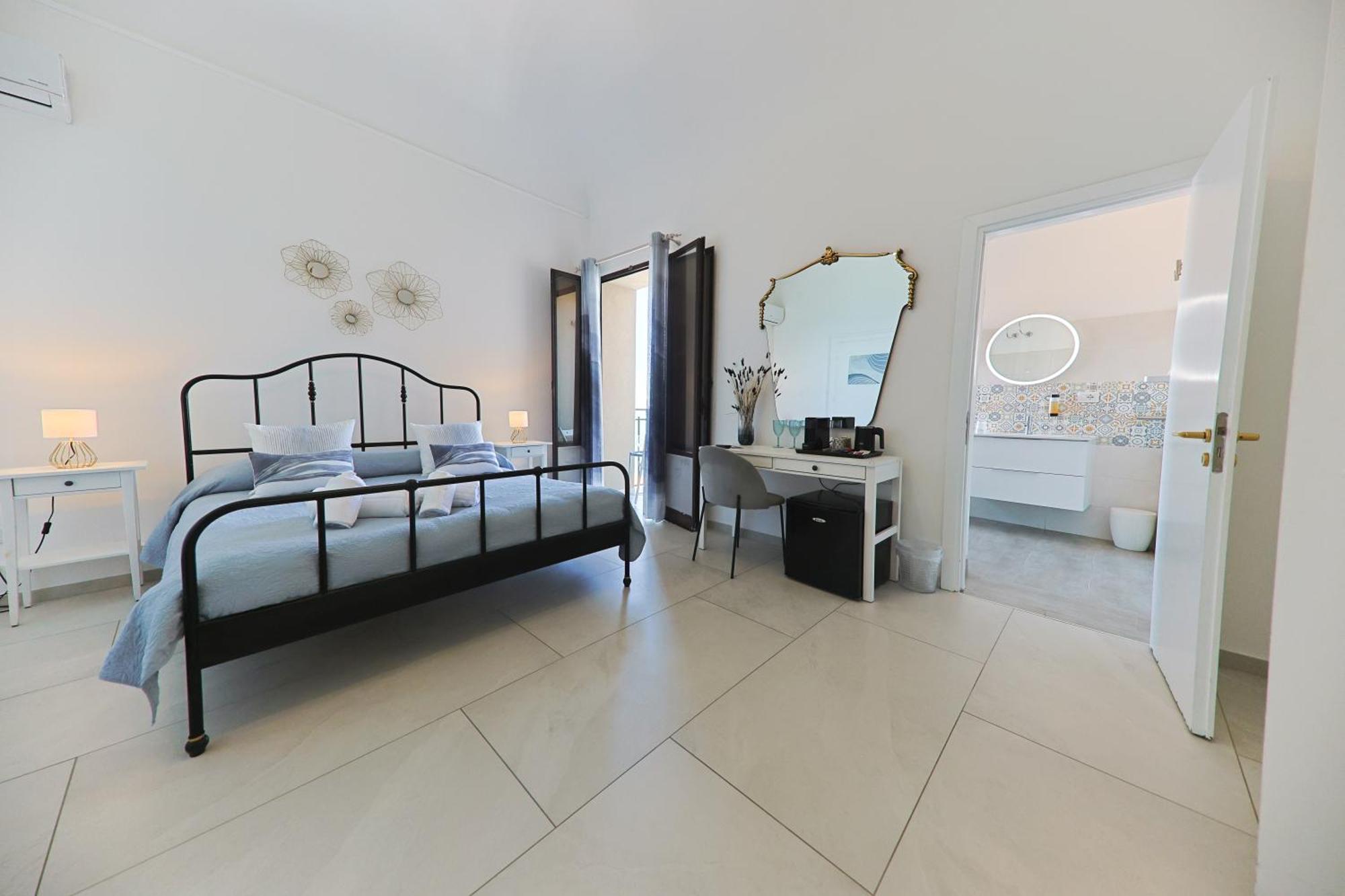 Casanova And To Rent Cefalu