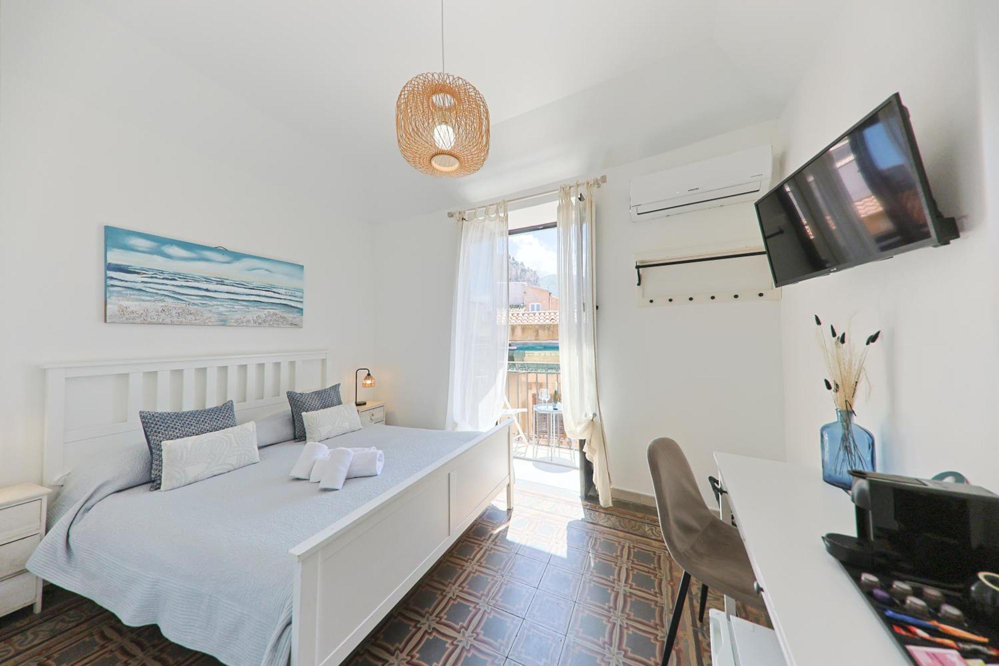 Casanova And To Rent 3* Cefalu