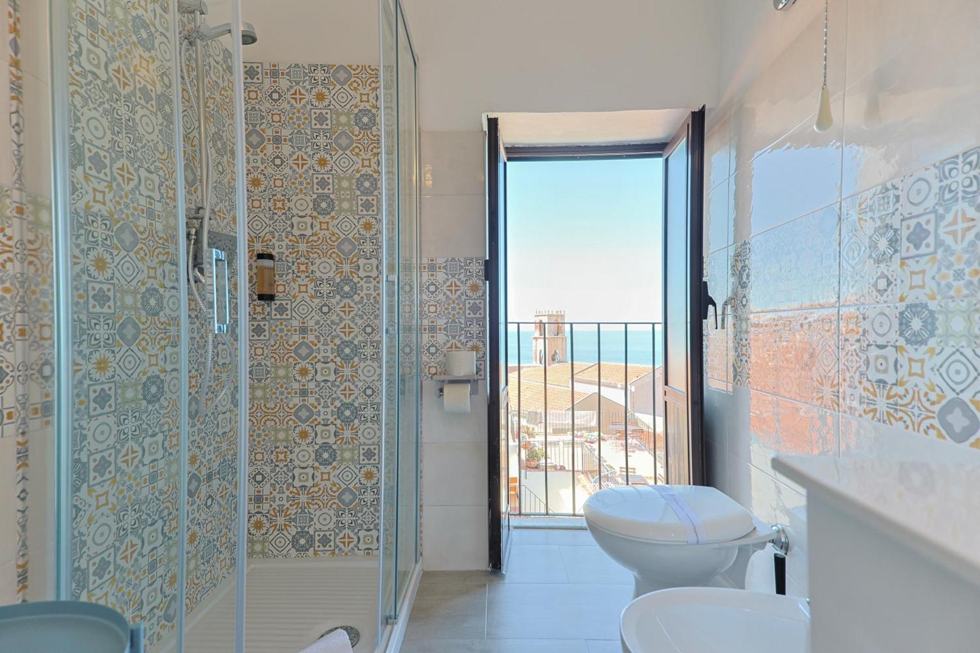 Casanova And To Rent 3* Cefalú