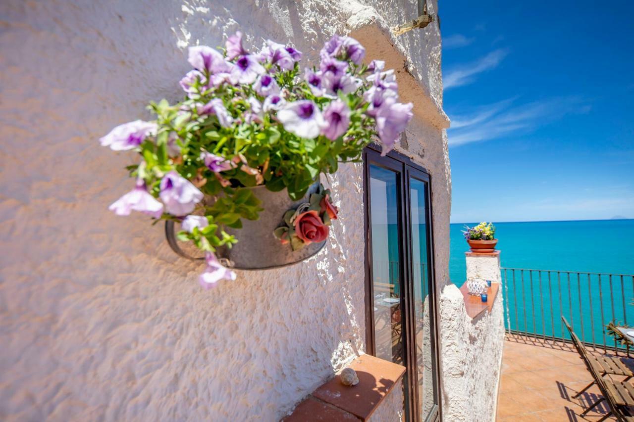 Guest house Casanova And To Rent Cefalu