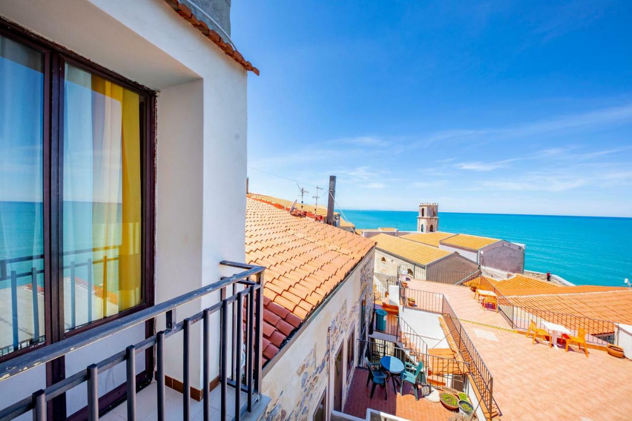 Casanova And To Rent Guest house Cefalu